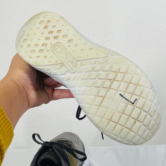 Hoka One One Shoes Womens Size 7 Gray Tivra Running Gym Sneakers Trainer - Picture 3 of 11